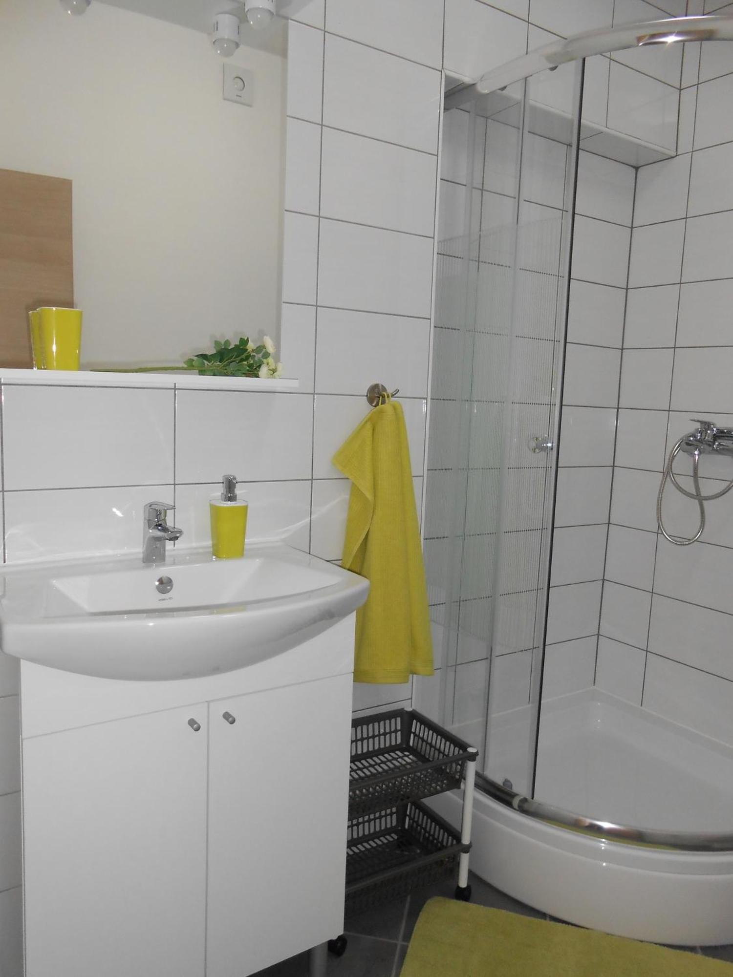 Apartments With A Parking Space Okrug Gornji, Ciovo - 13859 تروغير الغرفة الصورة