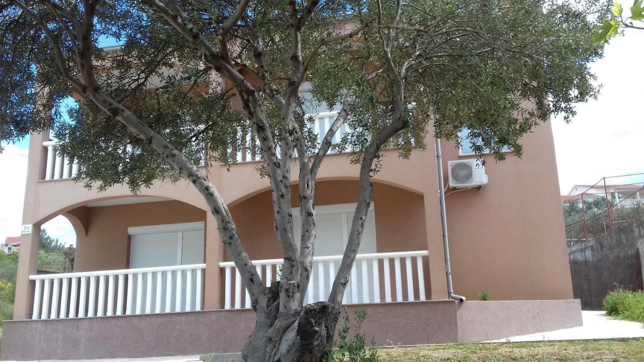 Apartments With A Parking Space Okrug Gornji, Ciovo - 13859 تروغير المظهر الخارجي الصورة